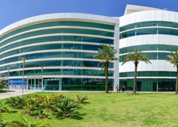 Papai Noel chegará de balão ao Shopping Vila Velha