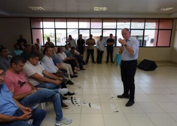 Casagrande se reúne com prefeitos do Prodnort sobre a crise hídrica