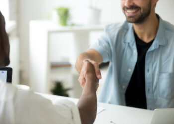 Dicas para ser contratado neste fim de ano