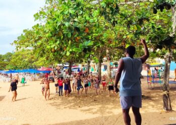dança na praia anchieta