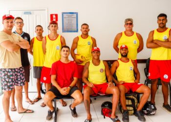 guarda vida de piuma verao 2024