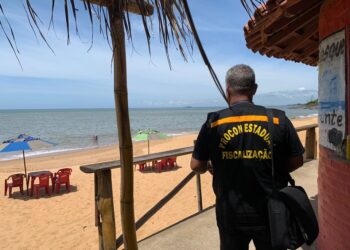Operação Verão Procon-ES intensifica fiscalização nos quiosques do litoral sul capixaba