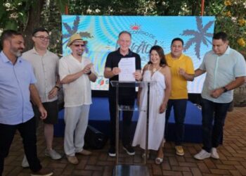 Governo e Senac firmam acordo para utilização do Radium Hotel em Guarapari