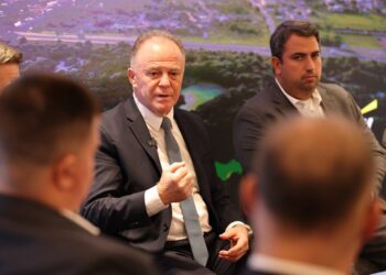 Governador apresenta processo de concessão dos parques estaduais nos EUA