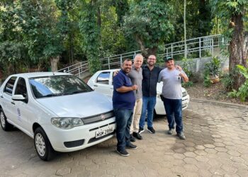 Iema doa veículos para o município de Mimoso do Sul
