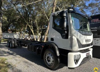 Anchieta recebe caminhão-prancha para servir às comunidades