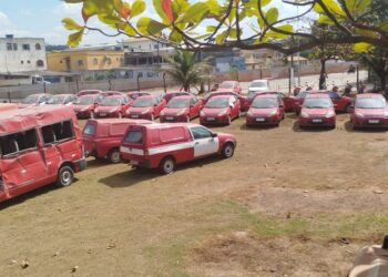 Começam visitas do leilão de veículos e sucatas do Corpo de Bombeiros Militar
