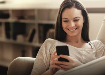 Procon-ES anuncia novo número do WhatsApp para esclarecimento de dúvidas