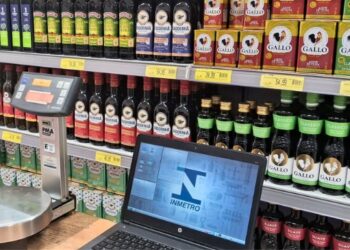 IPEM-ES realiza fiscalização de azeites e óleos compostos no interior do Estado