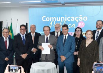 Assembleia assina termo de cooperação contra a desinformação