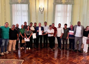 Estado assina convênio para limpeza e desassoreamento de córregos em Mimoso do Sul