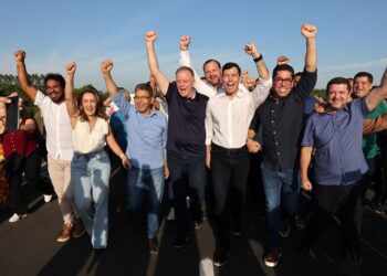 Governo do Estado entrega dois novos viadutos em Vila Velha