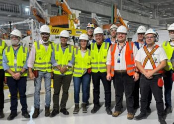 Vice-Governadoria e Sedes visitam nova fábrica de papel tissue da Suzano em Aracruz