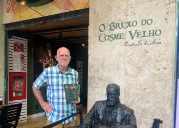 Escritor Adelmo Marcos Rossi. Foto divulgação.jpg 01