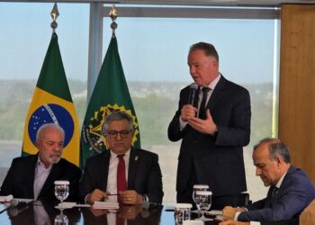 Governador participa do lançamento da instalação de Curso de Medicina na Ufes em São Mateus