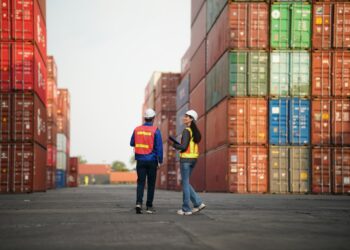 Exportações capixabas crescem e déficit na balança comercial recua 87,3%