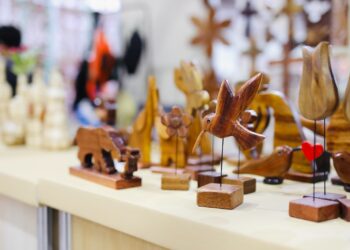 ArteSanto começa nesta terça na Praça do Papa com oficinas para aprender artesanato, produtos inéditos e entrada gratuita
