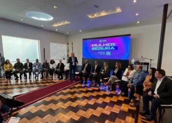 Governo do Estado expande monitoramento do Programa Mulher Segura para município da Serra