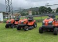 Novos tratores cortadores de grama para reforçar manutenção dos campos