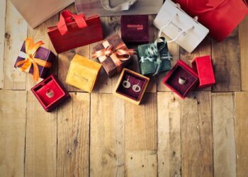 Compras de Natal devem movimentar R$ 1,69 bilhão no Espírito Santo, aponta pesquisa do Sebrae/ES