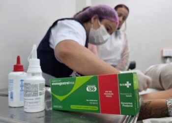 Usuárias do SUS capixaba começam a receber o implante contraceptivo Implanon