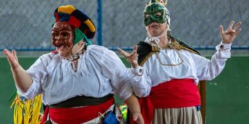 Projeto leva arte teatral gratuita para escolas da rede pública