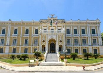 Espírito Santo tem a melhor gestão pública no País e se destaca como o Estado que mais avança na economia
