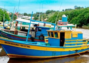 Piúma abre inscrições para vistoria gratuita de embarcações de pesca