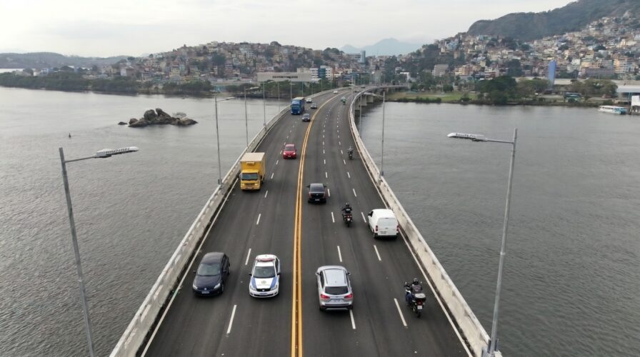 Governo do Estado assina ordem de serviço para implantação da 5ª faixa na Segunda Ponte