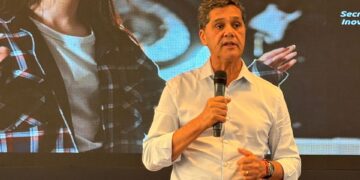 Governo lança Programa Talento Capixaba para levar inovação e tecnologia a estudantes da rede pública