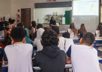 PROCON nas Escolas chega à Escola José de Vargas Scherrer em Piúma