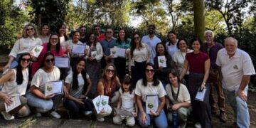 Parque da Fonte Grande recebe mudas de ipê-amarelo em ação de reflorestamento