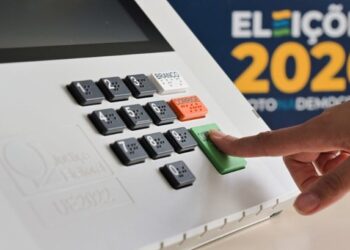 Eleições 2026 confira a ordem dos 6 votos na urna e como usar a colinha eleitoral
