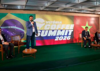 Encontro inédito entre Brasil, Vietnã e Colômbia discute origem e futuro do café no Vitória Coffee Summit