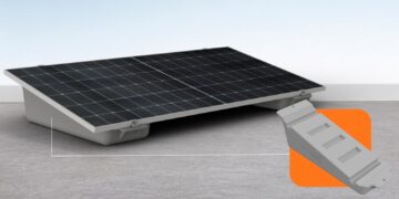 Novo sistema de fixação da Fortlev Solar dispensa perfurações em telhados de laje
