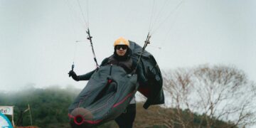 Piloto de Alfredo Chaves conquista título brasileiro de parapente e faz história no voo livre