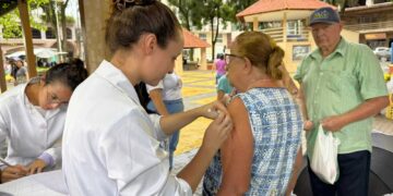 Você sabia que tem uma vacina que muita gente deveria ter tomado e nem lembra?