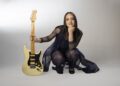 Circuito Cais destaca a guitarrista Mariana Gruvira entre as atrações especiais deste sábado