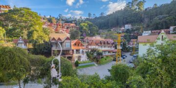 Turismo nas alturas: experiências que colocam o visitante acima da paisagem